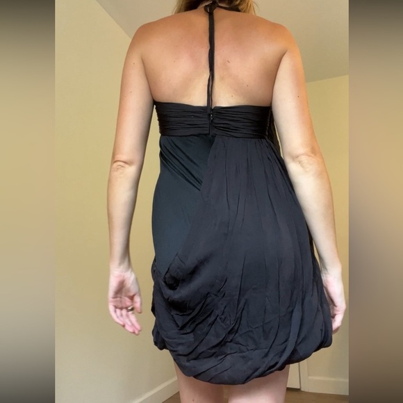 Alice + Olivia Black Silk Halter Mini Dress Y2K Asymmetrical Size Small LBD - Picture 3 of 10